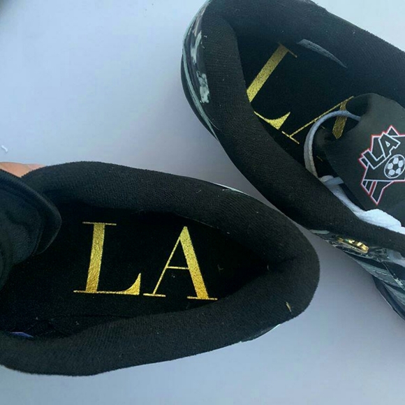 Adidas Rivalry Lo RARE Men - Picture 7 of 8